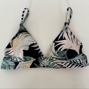 RIPCURL Coastal Palms Longline Tri Bikini Top.